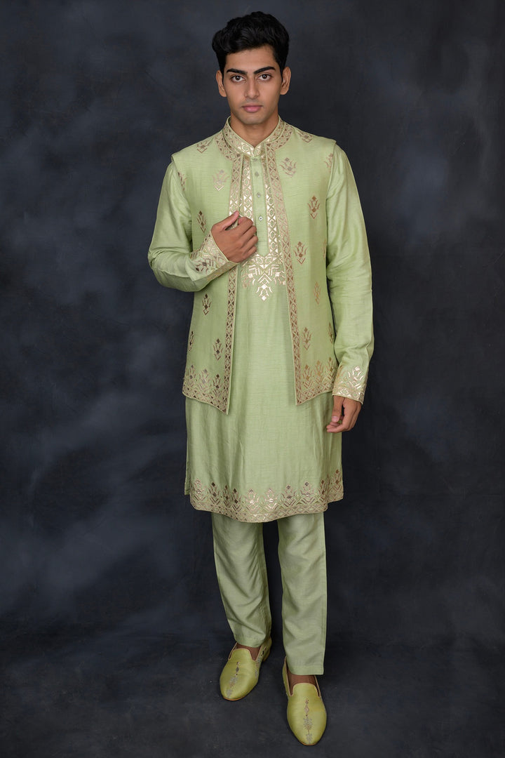 Discerning Short Open Jacket & Kurta Set