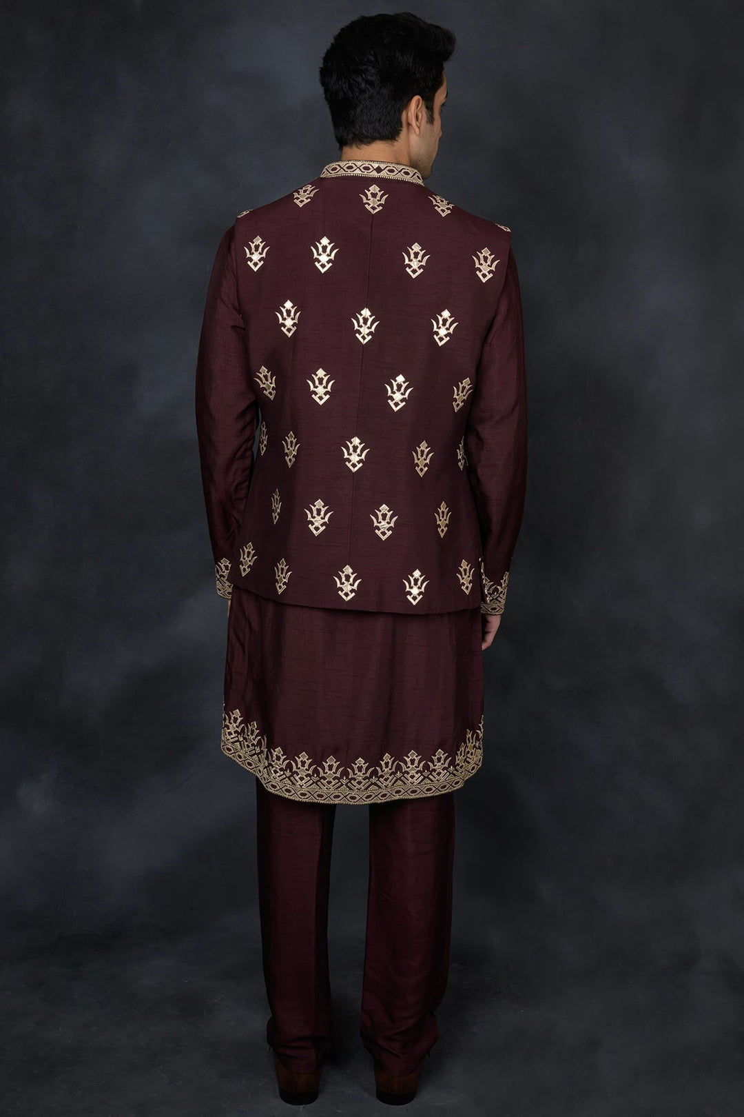 Bold Boundaries Short Open Jacket & Kurta Set