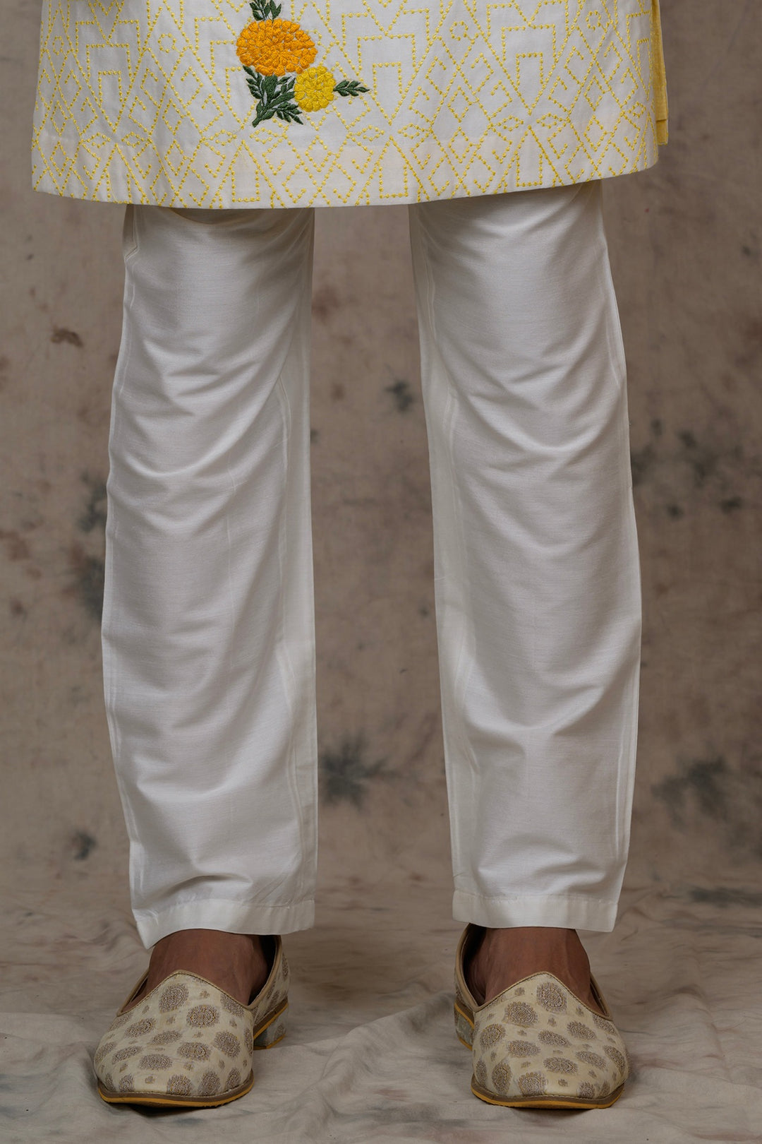 Exemplary Kurta Set