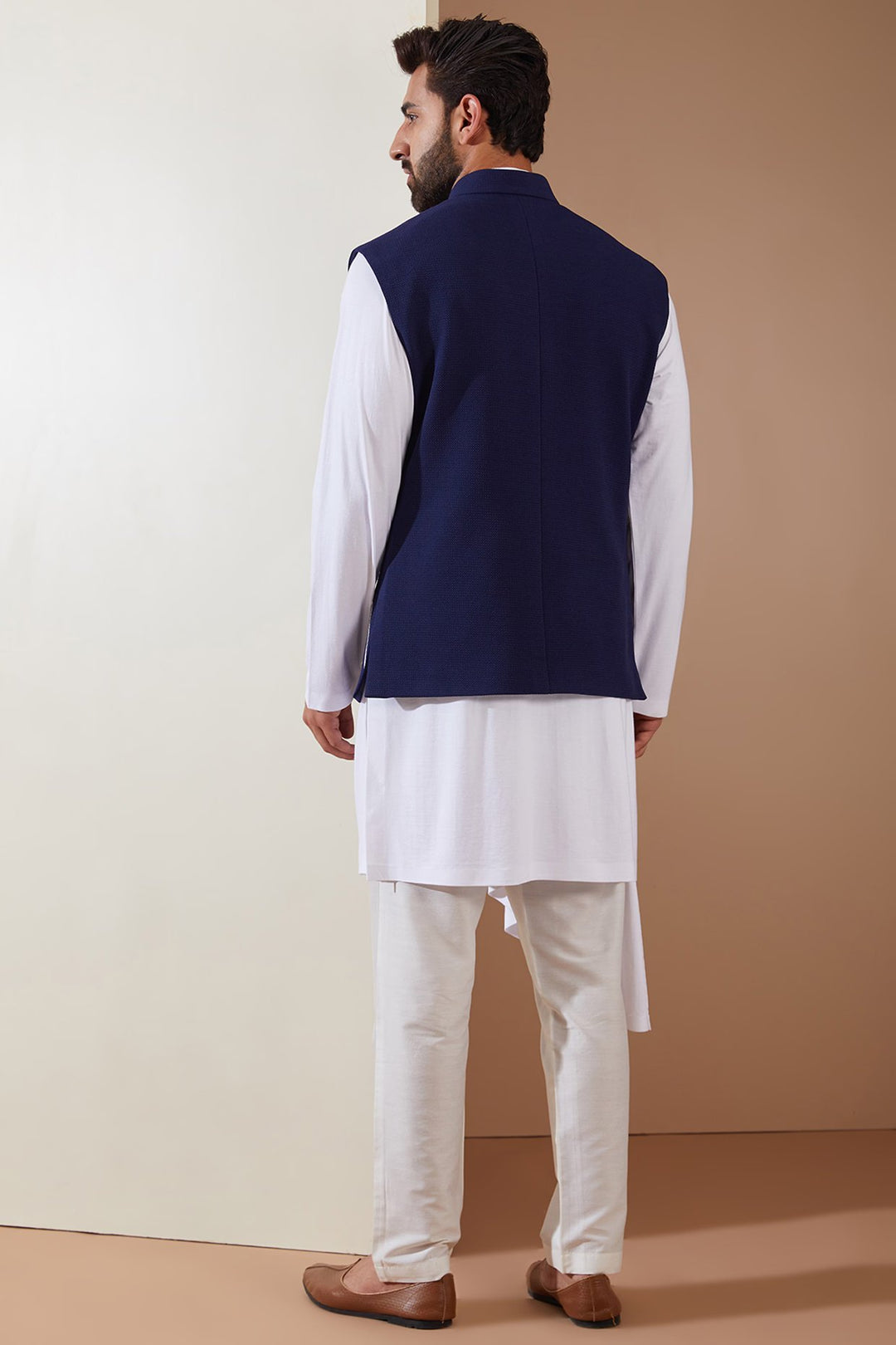 Posh Short Jacket & Kurta Set