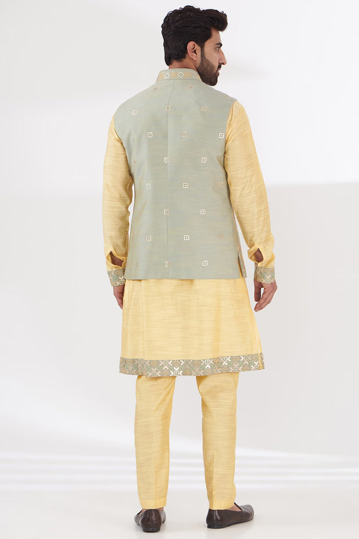 Exclusive Short Jacket & Kurta Set