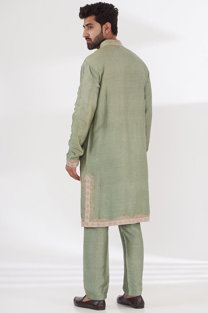 Manifest Kurta Set